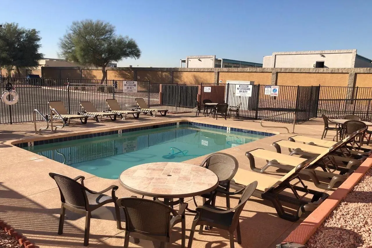 Baymont By Wyndham Phoenix I-10 Near 51St Ave Отель