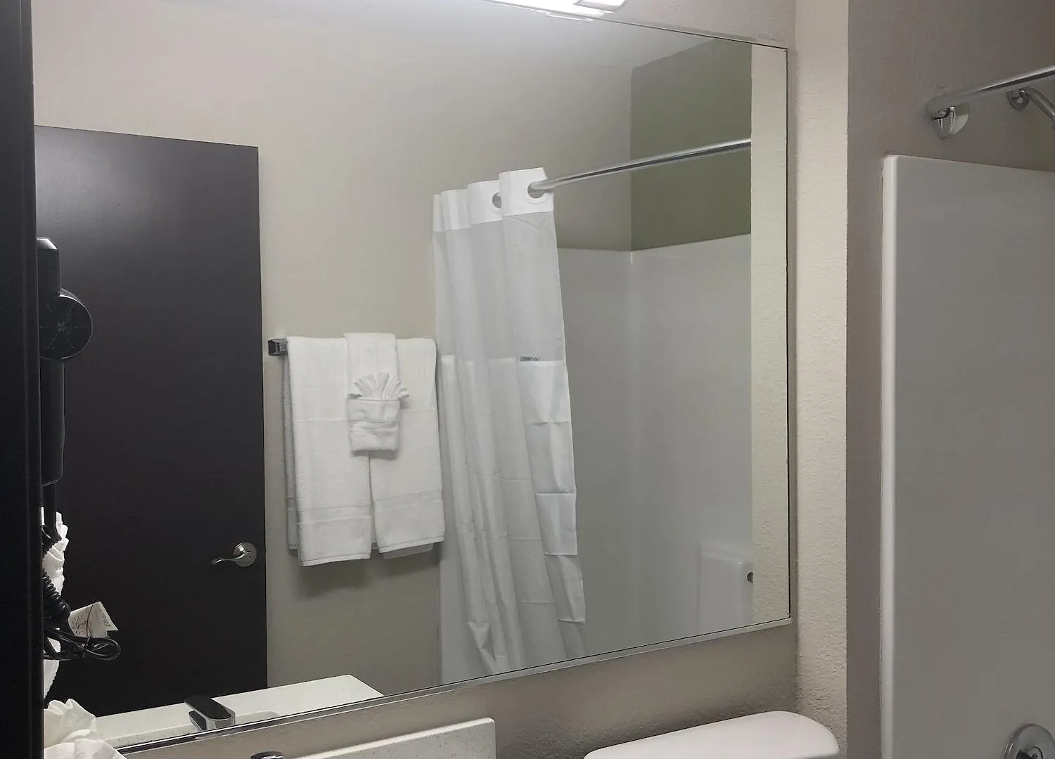 Baymont By Wyndham Phoenix I-10 Near 51St Ave 2*,