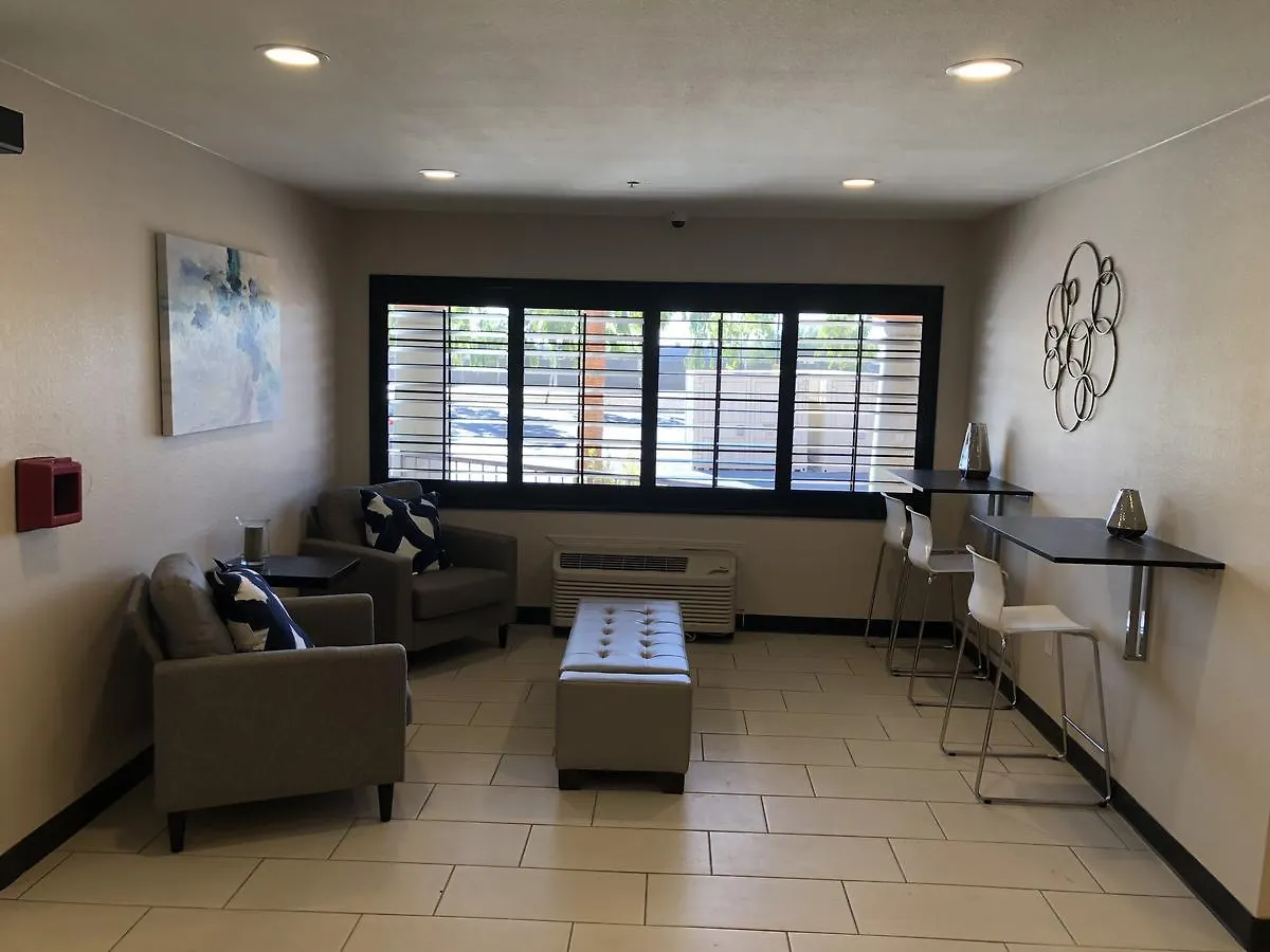 ** Отель Baymont By Wyndham Phoenix I-10 Near 51St Ave США