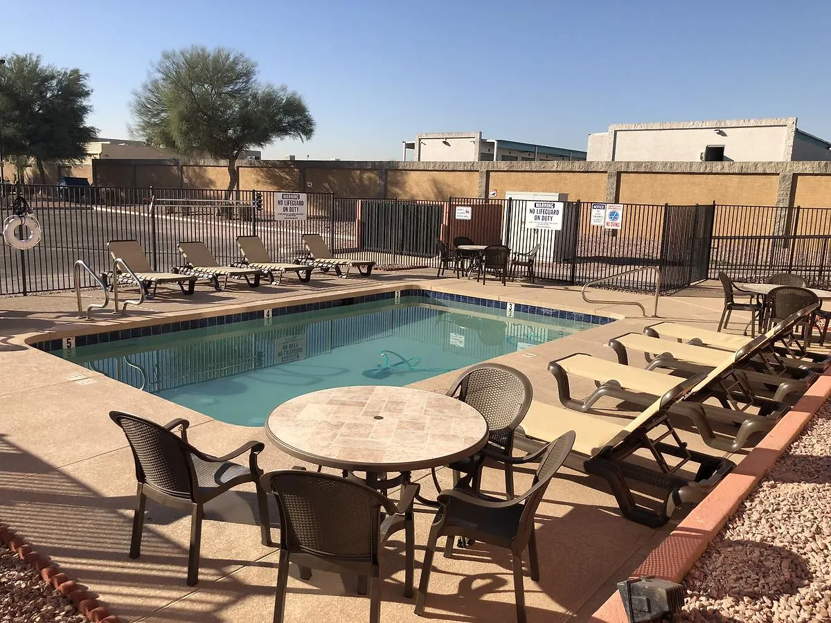 Baymont By Wyndham Phoenix I-10 Near 51St Ave Отель
