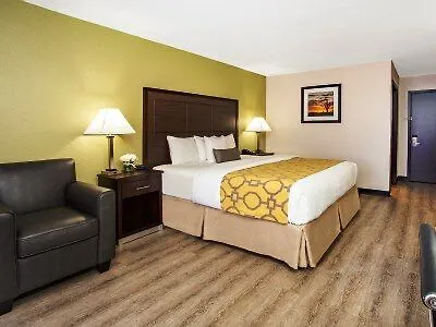 Baymont By Wyndham Phoenix I-10 Near 51St Ave Отель