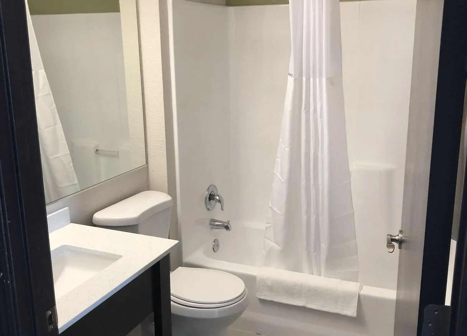 Baymont By Wyndham Phoenix I-10 Near 51St Ave